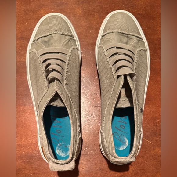 Shoes - Blowfish Slip On Sneaker